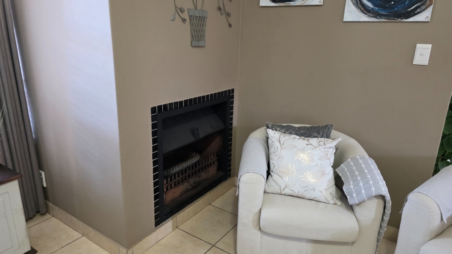 3 Bedroom Property for Sale in Island View Western Cape